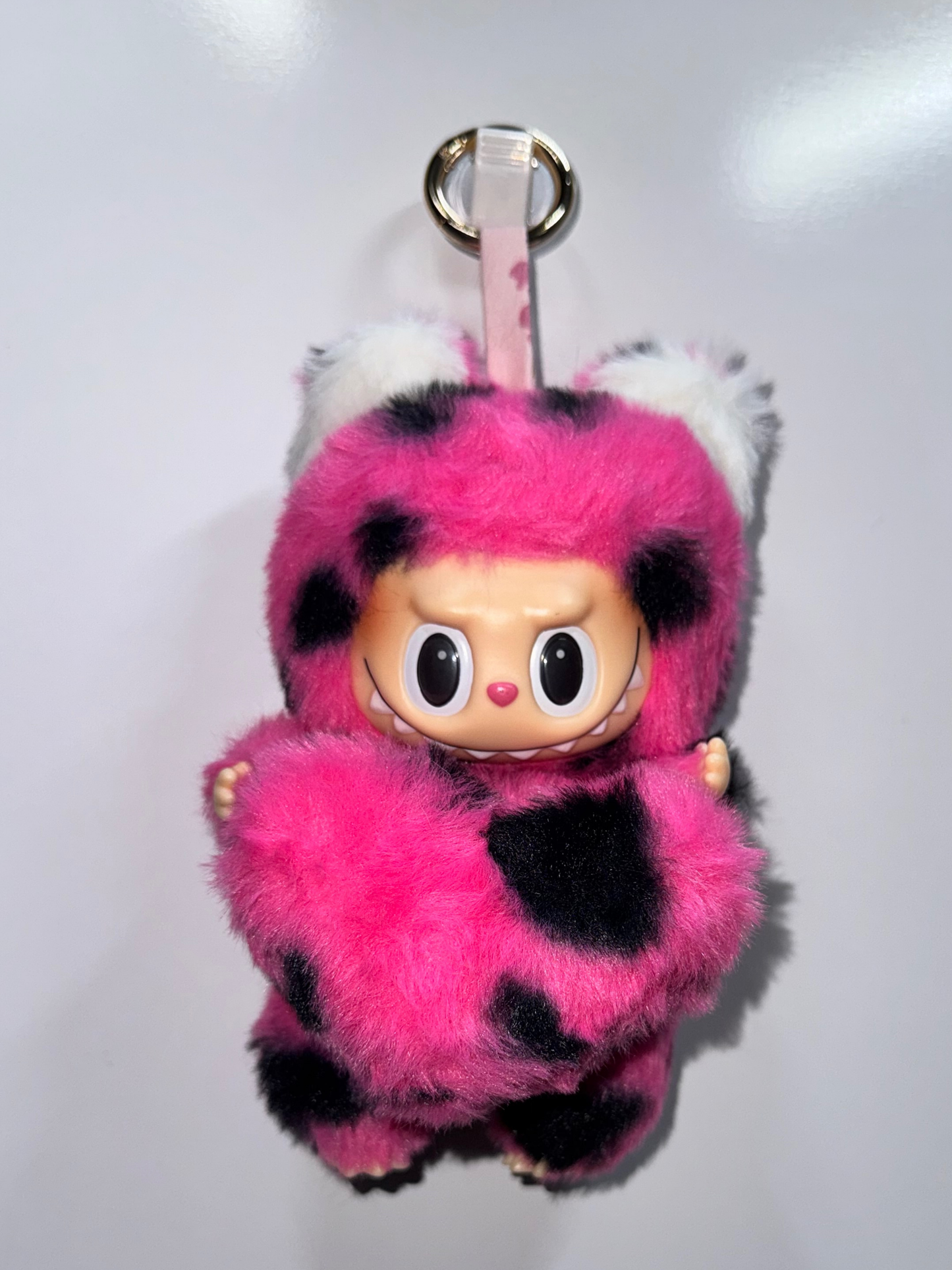 👟 Z-vormige 4-Laagse Schoenenorganizer – Slim, Stijlvol & Ruimtebesparend!